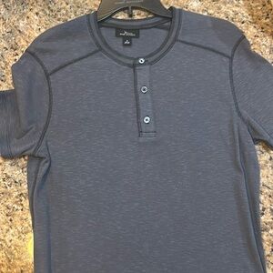 Men’s brand new charcoal gray short sleeve Marc Anthony shirt